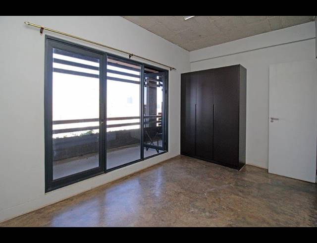 1 BEDROOM APARTMENT FOR SALE IN MABONENG